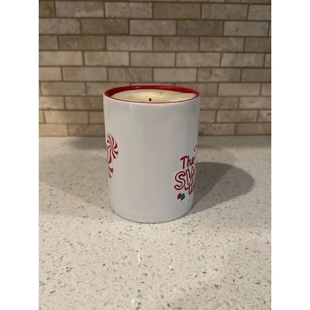 Disney Parks Gingerbread Scented Holiday‎ Candle